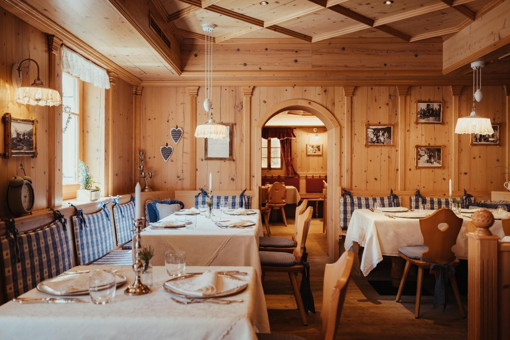 Hotel Alpenrose أرابّا المظهر الخارجي الصورة
