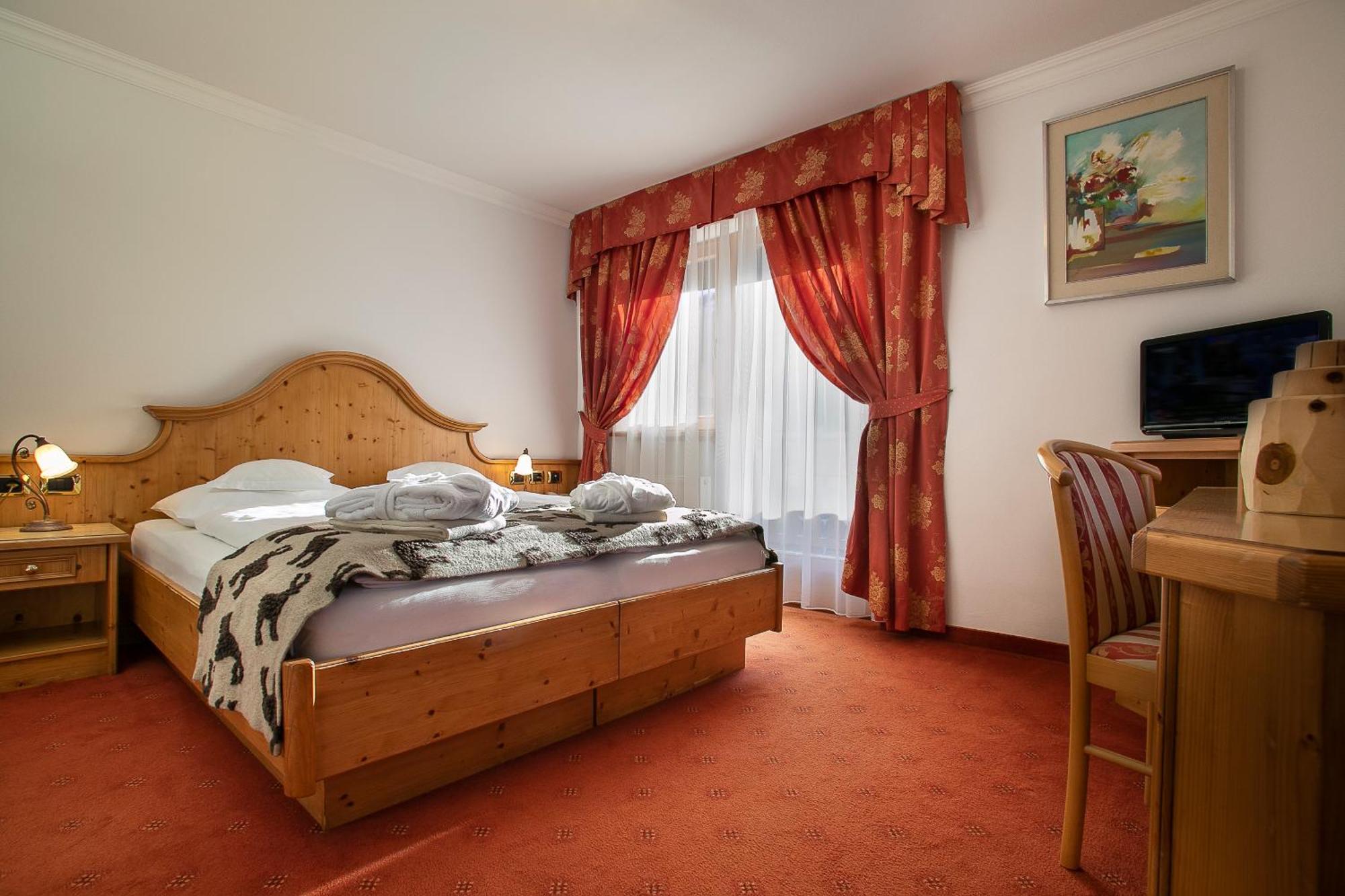 Hotel Alpenrose أرابّا المظهر الخارجي الصورة