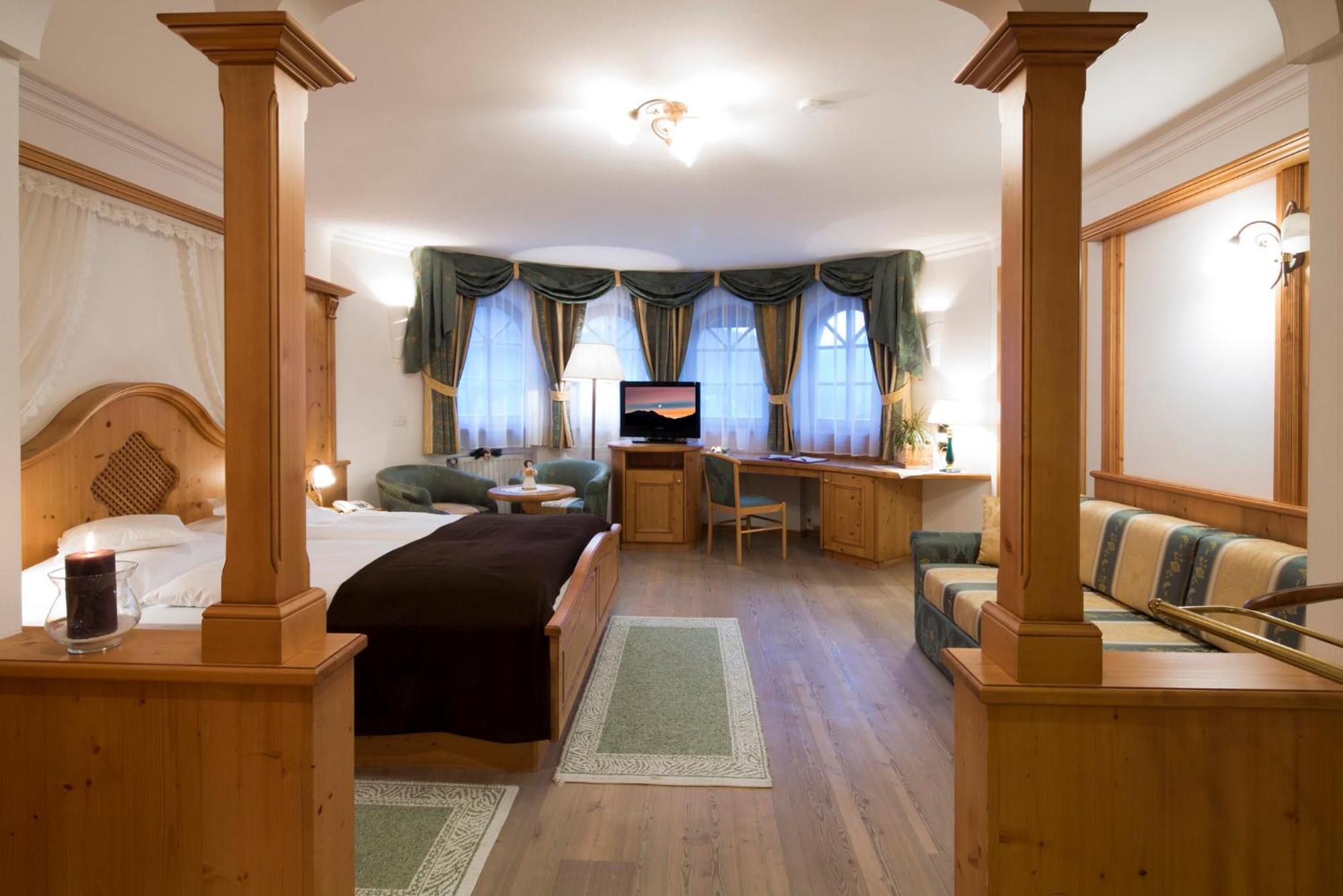 Hotel Alpenrose أرابّا المظهر الخارجي الصورة